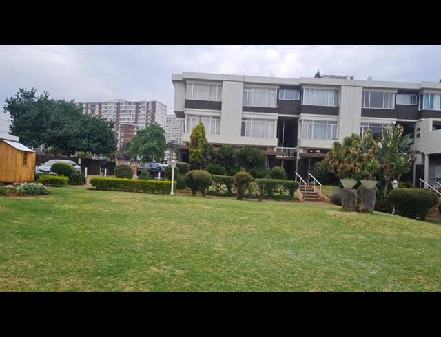 2 BEDROOM PROPERTY TO RENT IN BEDFORD GARDENS